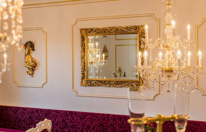 Tirolo Residence Sissi specchio Bar