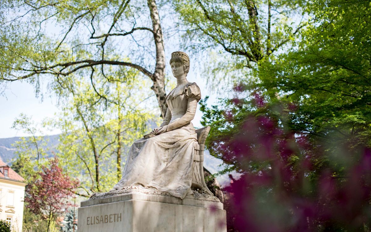 Sissi Promenade Meran Sissipark Statue Urlaub