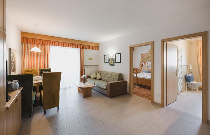 Residence Sissi Urlaub Appartement Typ Exclusive Wohnraum Schlafzimmer Badezimmer
