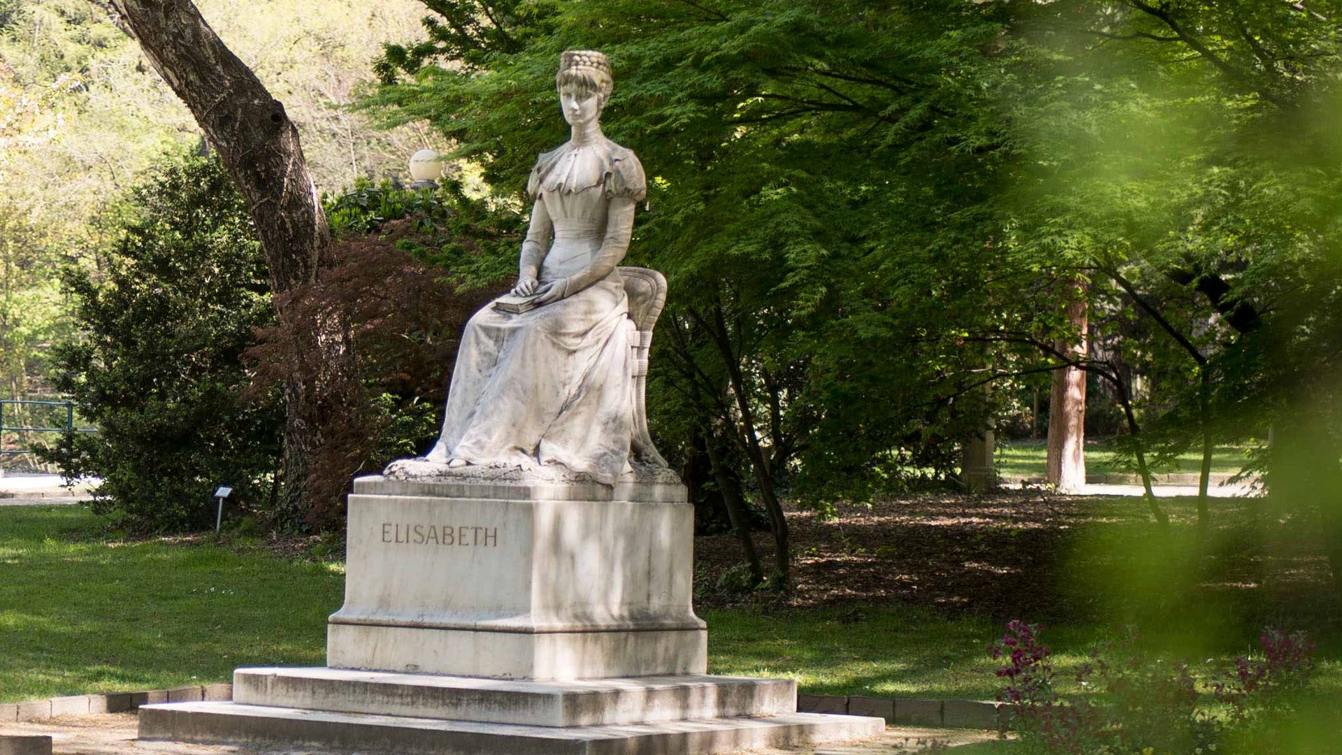 Merano Statua Sentiero di Sissi Residence Sissi Alto Adige