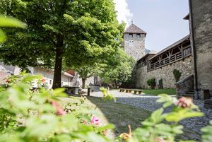 Sehenswertes Meran Dorf Tirol Urlaub Schloss Tirol
